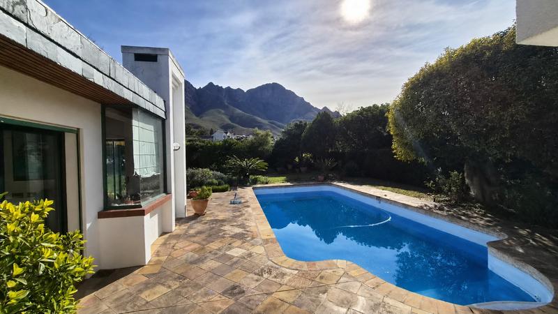 2 Bedroom Property for Sale in Erinvale Golf Estate Western Cape